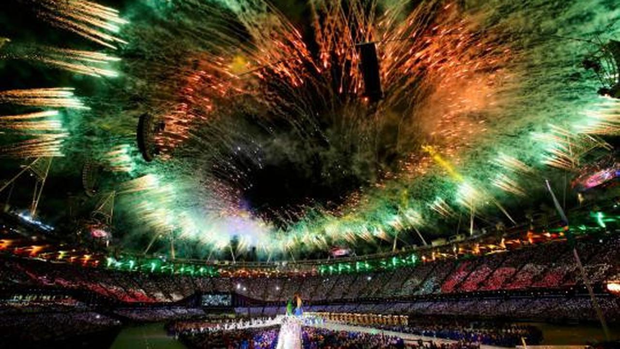 Kembang api meriahkan penutupan Olimpiade