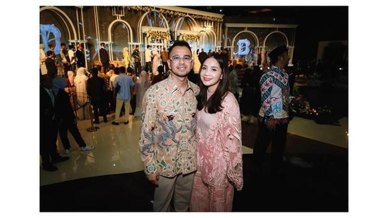 6 Potret Outfit Kondangan Nagita Slavina di Oktober 2025, Gaun hingga Set Brokat
