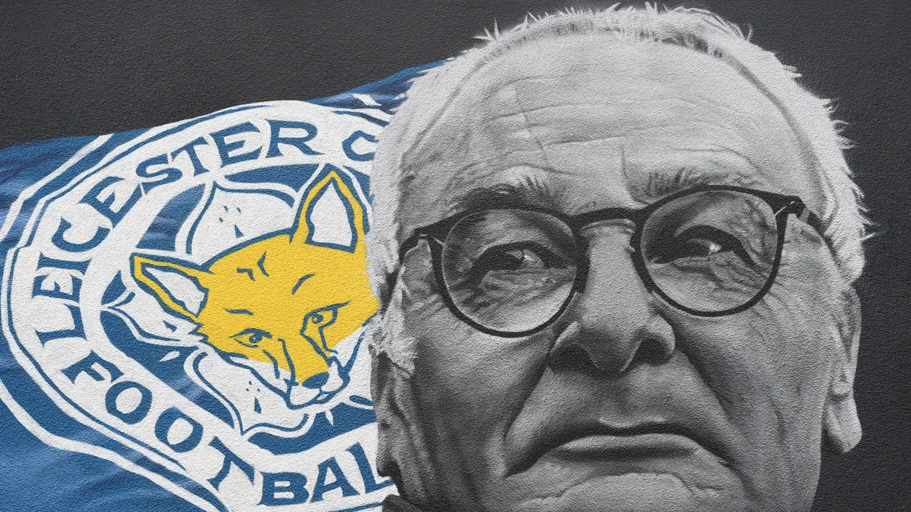 Mural Claudio Ranieri yang dibuat suporter Leicester City menyusul keberhasilan klub menjuarai Liga Inggris 2015-2016.