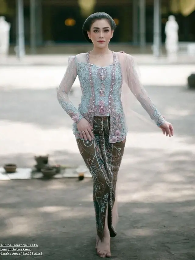 Celine Evangelista di Solo.  [@agungsaputrabm]