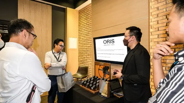 Pembuatan Jam Tangan yang Indah, Fungsional, dan Desain Tak Lekang oleh Waktu