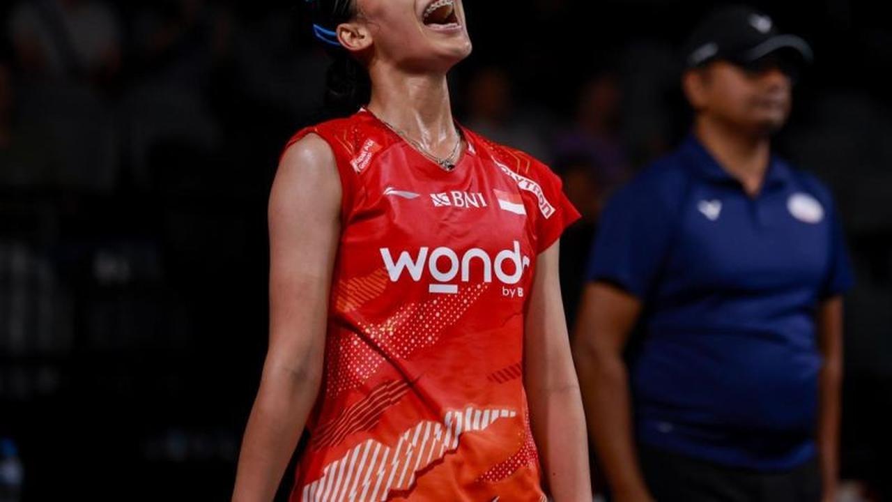 Putri KW Melaju ke Final Australia Open 2025 Usai Taklukkan Michelle Li