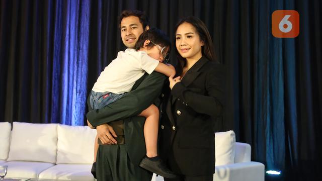 [Fimela] Raffi Ahmad dan Nagita Slavina