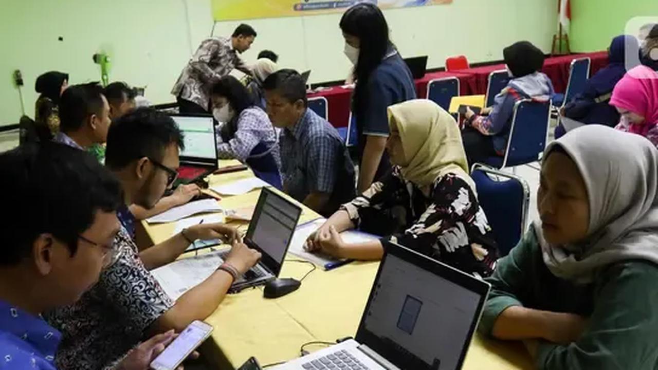 Wali murid merasa hak untuk mendapatkan pendidikan bagi anaknya telah direnggut.