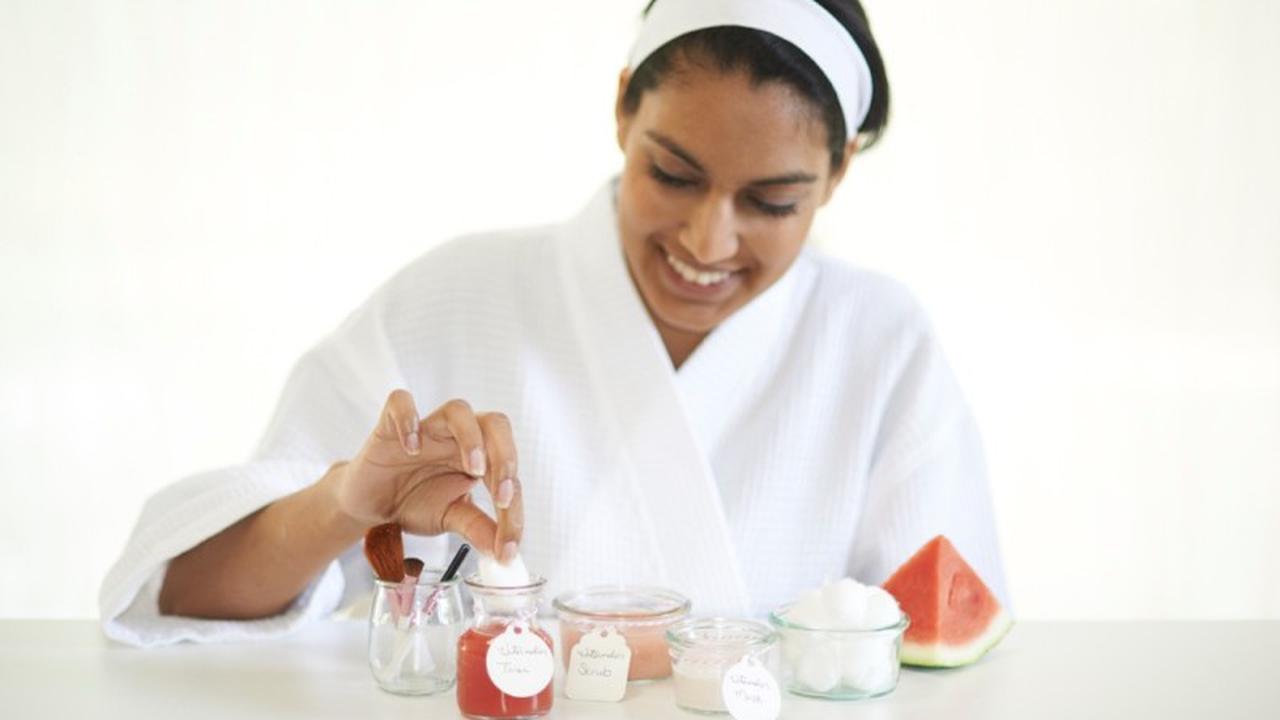 semangka dan jerawat