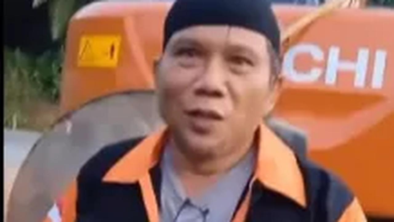 Viral Curhatan Pria Berkemeja Oranye