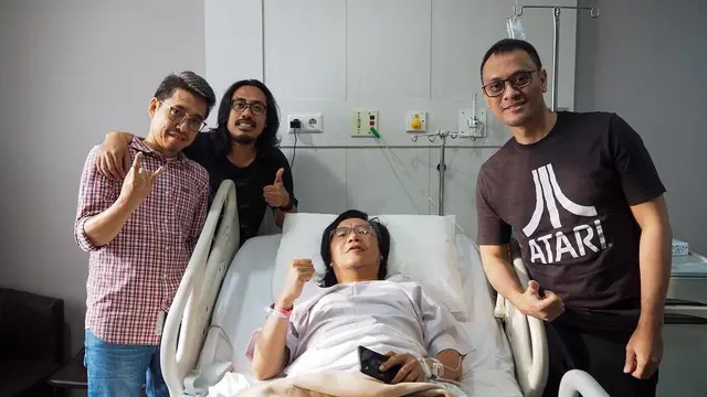 6 Potret Ari Lasso Saat Dirawat di Rumah Sakit Sebelum Jalani Operasi