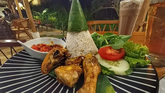 Rekomendasi Tempat Makan Dekat Waterboom Jogja (Foto: Google Maps/Wied Taslim)