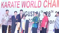 Wakil Presiden RI, Jusuf Kalla, secara resmi membuka Kejuaraan Dunia Karate Shotokan 2016 di JIExpo Kemayoran, Jakarta, Sabtu (28/8/2016). (Antonius Emmanuel/Liputan6.com)