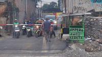 Perlintasan Kereta di Stasiun Bekasi Dipasangi Palang Pintu (AntaraNews)