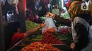 Lodewijk F Paulus juga bahwa menyatakan kecukupan bahan pokok hingga kebutuhan gas, serta bahan bakar menjadi perhatian pemerintah saat ini. (Liputan.com/Angga Yuniar)