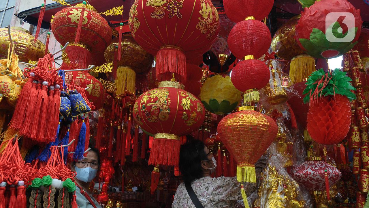 Pernak Pernik Imlek Mulai Diburu Masyarakat