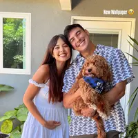 Aurelie Moeremans Dibalut Dress Putih saat Gender Reveal Anak Pertamanya. [@aurelie]