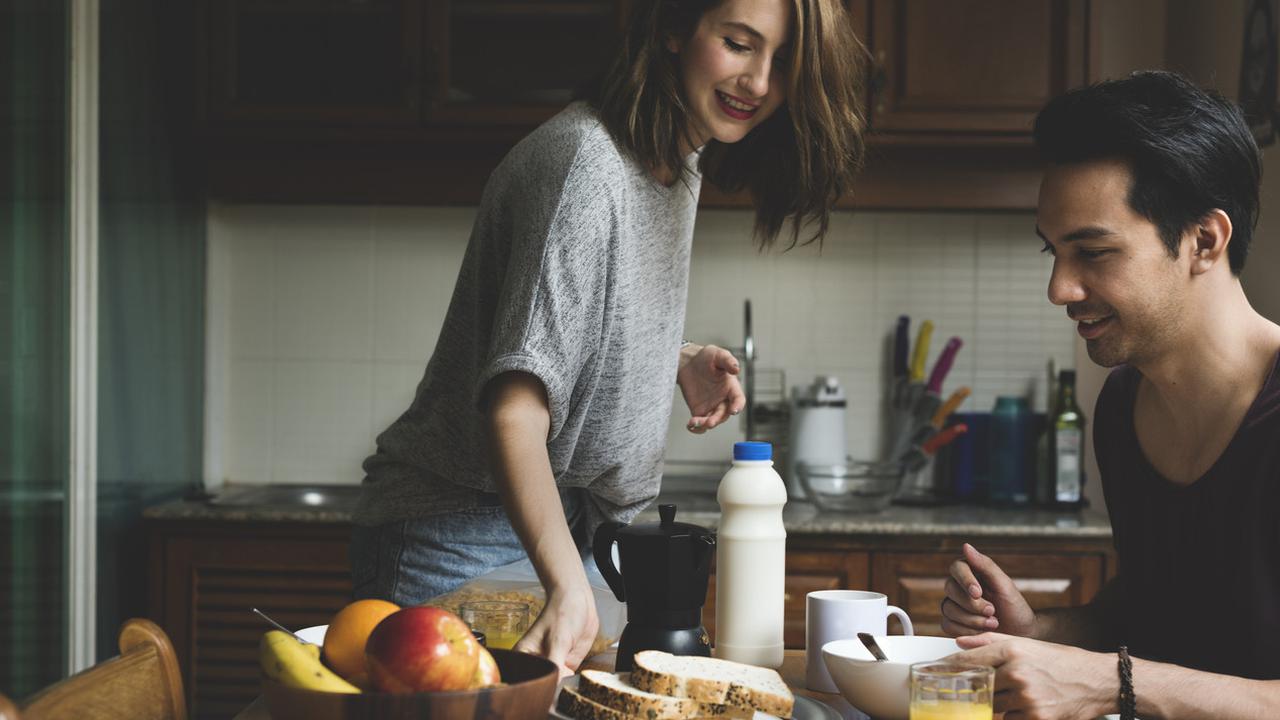 Pasangan - hubungan cinta (iStock)