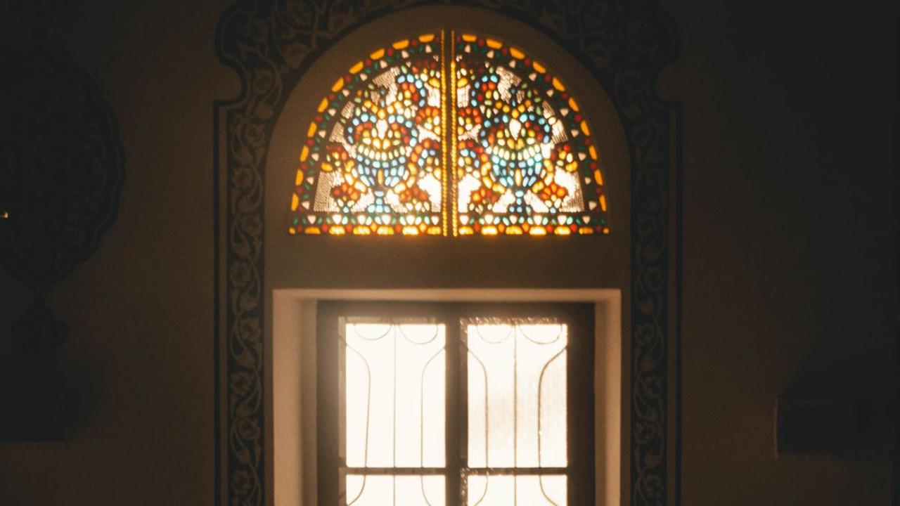<b>Syarat Sholat Jenazah</b>