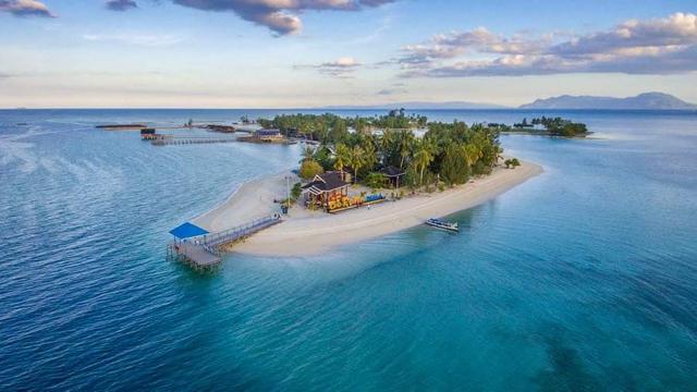Pulau Bokori di Teluk Kendari.(Liputan6.com/ Foto Rahmat Ladae untuk Liputan6.com)