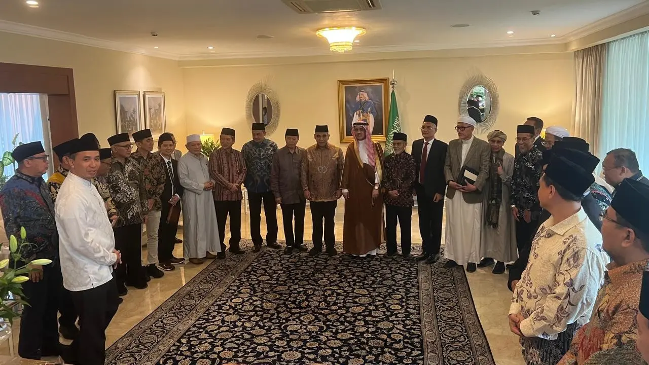 Sejumlah tokoh, ulama, pimpinan ormas Islam, dan lembaga hadir dalam halalbihalal dengan Duta Besar Saudi Arabia untuk Indonesia  Faisal Abdullah Amody di kediaman Dubes.