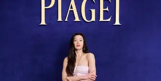 Aktris papan atas Korea Selatan, Gianna Jun, kembali mencuri perhatian publik dengan penampilan glamor dan penuh pesona saat menghadiri acara Watches & Wonders 2025 di Jenewa, Swiss, pada 3 April lalu. [Dok/Time International].