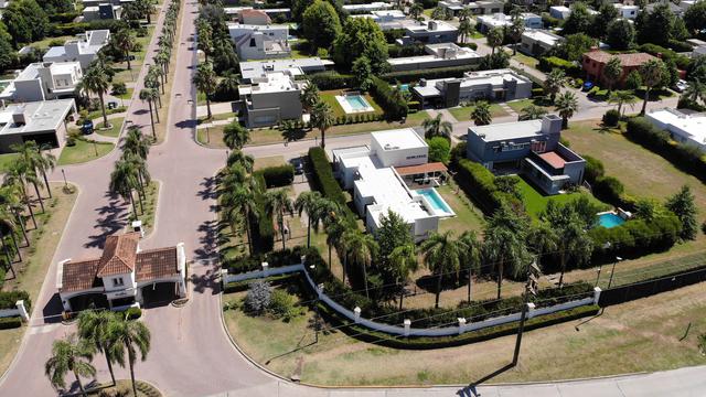 Tempat Karantina Lionel Messi di Argentina