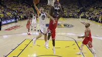 Aksi Klay Thompson saat Warriors melawan Rockets (AP)