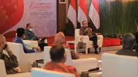 Ketua Dewan Komisioner OJK Wimboh Santoso dalam diskusi “UMKM Bangkit Ekonomi Tumbuh” dalam rangka memperkuat sinergi mendukung Gerakan Nasional Bangga Buatan Indonesia (Gernas BBI). (Dok OJK)