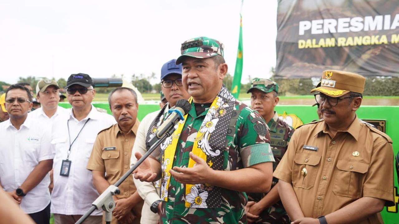 Kasad dan Wamentan Resmikan Sarana Pengairan Ribuan Hektare Sawah di Sukabumi
