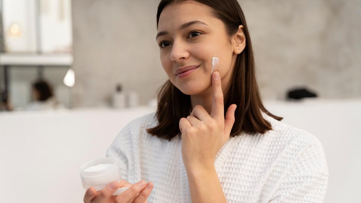 Tanpa Perawatan Mahal, Ikuti 9 Tips Kecantikan ala Aktris Biar Kulit Glowing