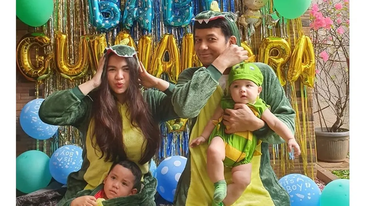 6 Momen Perayaan Ulang Tahun dan Aqiqah Anak Vicky Shu, Pakai Kostum Lucu