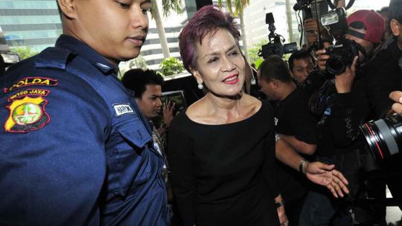 Miranda Goeltom datangi KPK
