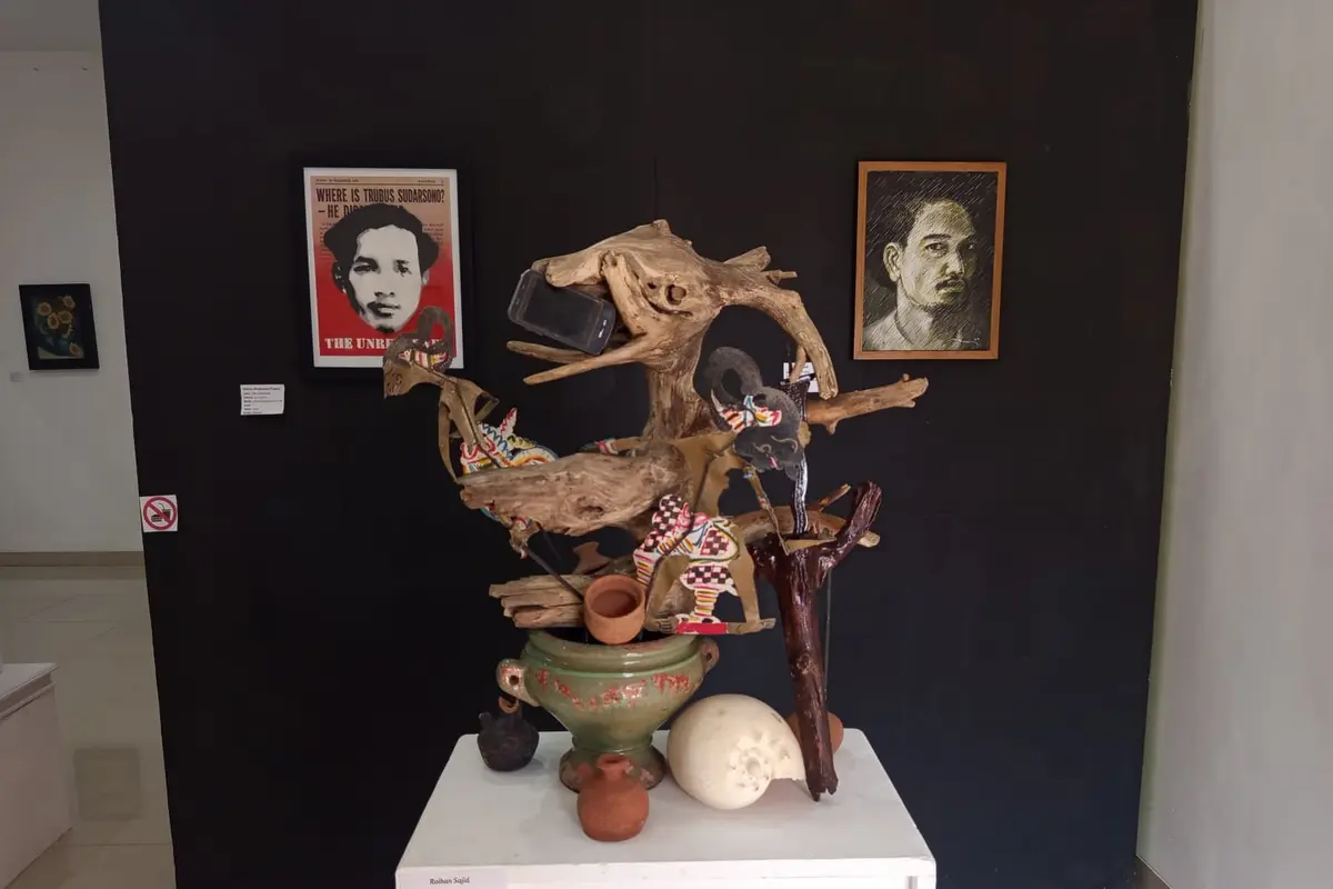 Pameran 100 Tahun Trubus Soedarsono + 100 Hari Api Pengabdian Sujarwo