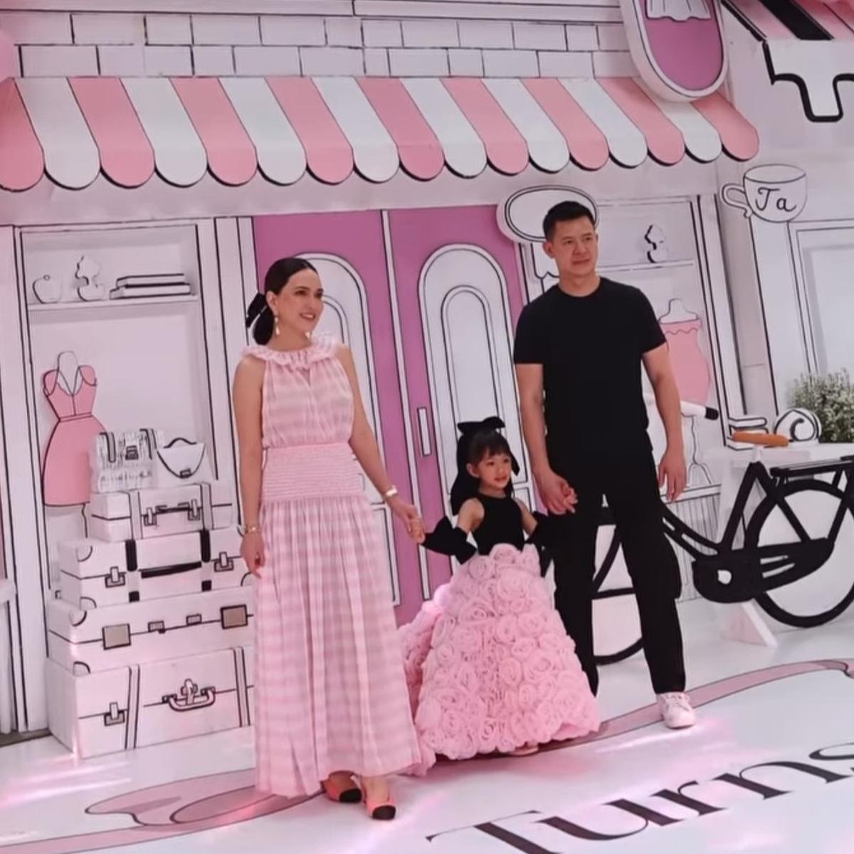 Momen Haru! Shandy Aulia dan Mantan Suami Rayakan Ulang Tahun Claire yang Ke-5