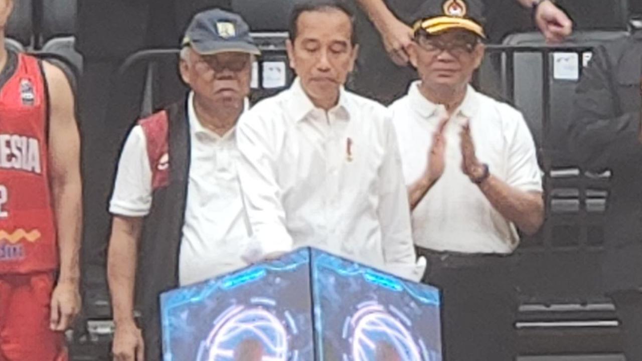 Resmikan Indonesia Arena, Kelakar Jokowi: Saya Yakin Banyak Digunakan Konser, yang Mau Silahkan Daftar