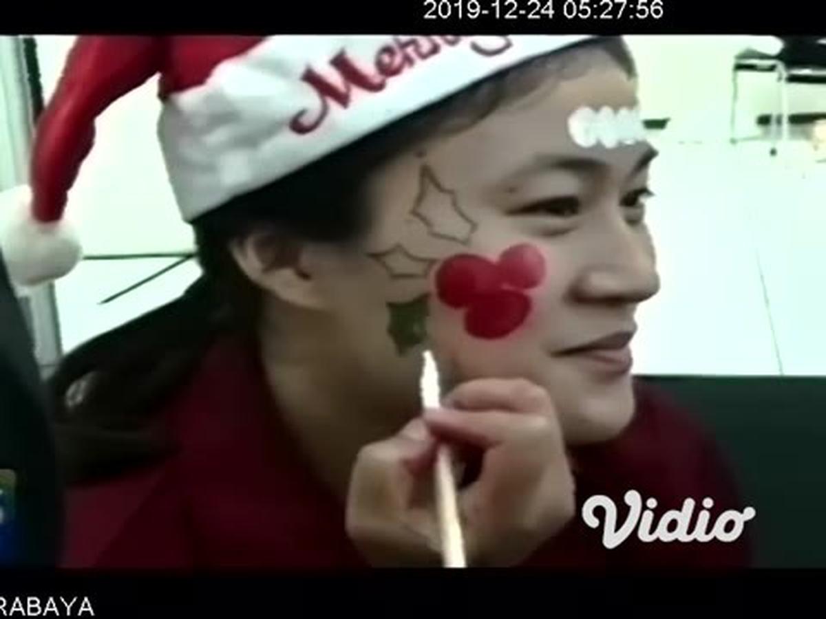 Video Keceriaan Natal Lewat Face Painting Kreasi Mahasiswi Di Surabaya Surabaya Liputan6 Com