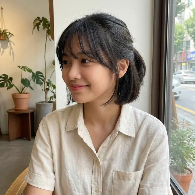 Ilustrasi Model Rambut Wanita Bob Berponi