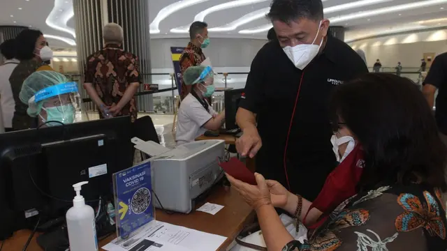 Layanan vaksinasi yang berada di Lippo Mall Kemang, Jakarta Selatan.