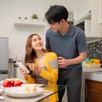 Green Living for Two: 5 Kebiasaan Eco-Friendly yang Membuat Hubungan Langgeng./Copyright depositphotos.com/pichsakul