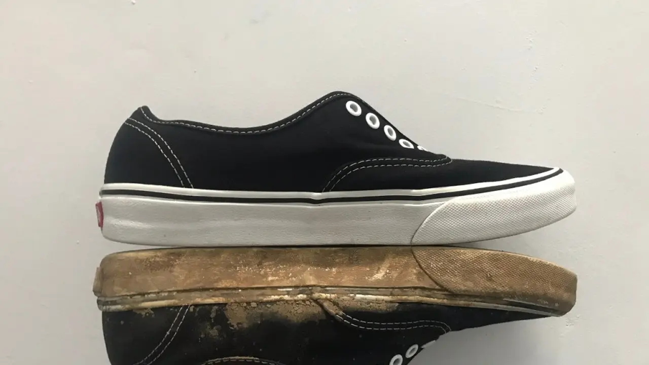 Tips Membersihkan Sepatu