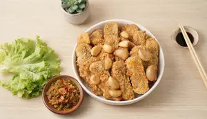 Resep Tempe Krispi Bawang Putih Lengkap dengan Sambal Bawang, Gurih, Renyah, Pedas