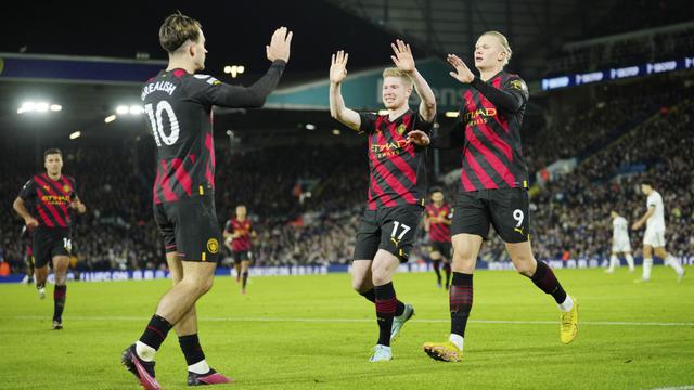 Foto: Erling Haaland Borong 2 Gol, Manchester City Masih Terlalu Tangguh Bagi Leeds United