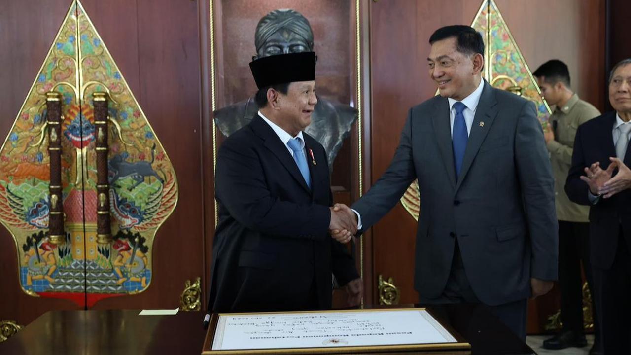 Tongkat Estafet Diserahkan ke Sjafrie Sjamsoeddin, Prabowo Subianto Titip Pesan Penting ke Sahabat Semasa di Akmil