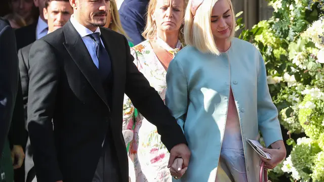 [Fimela] Potret Pernikahan Ellie Goulding dan Caspar Jopling