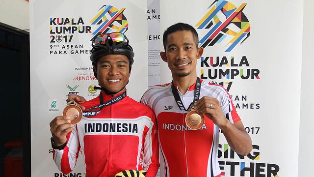 Sufyan Sauri dan Muhammad Fadli Immamudin