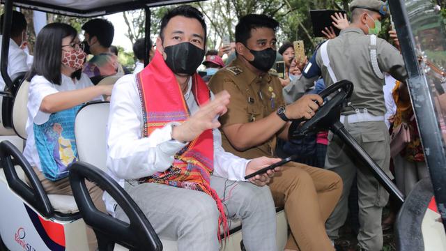 Raffi Ahmad di Medan Zoo