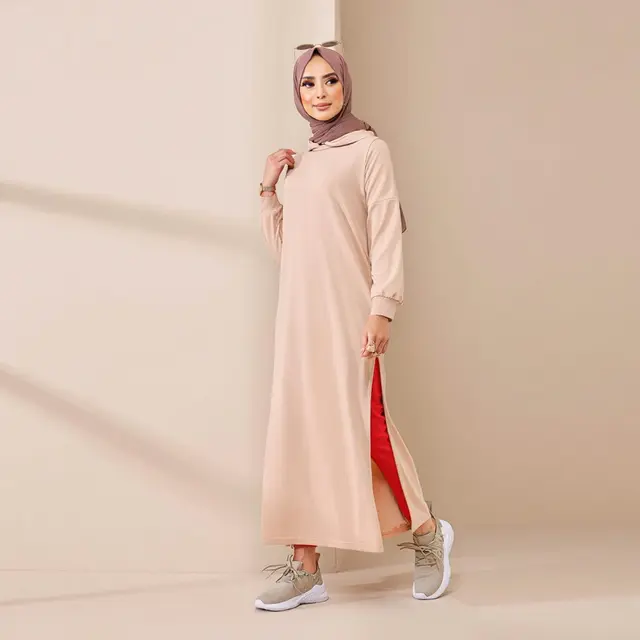 Model Gamis Kekinian untuk Remaja Agar Tidak Terlihat Tua/Ilustrasi gambar oleh AI