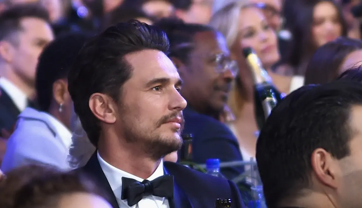 James Franco menghadiri Screen Actors Guild (SAG) Awards di Los Angeles, Minggu (21/1). Sebelumnya Franco mengatakan punya versi sendiri atas apa yang terjadi terkait pelecehan seksual yang dilayangkan terhadap dirinya. (Christopher Polk/Getty Images/AFP)
