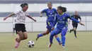 Pertandingan ini merupakan uji coba terakhir sebelum Timnas Putri Indonesia bertolak ke Tajikistan untuk menghadapi Singapura pada laga Grup C Kualifikasi Piala Asia Wanita 2022. (Foto: Bola.com/M Iqbal Ichsan)