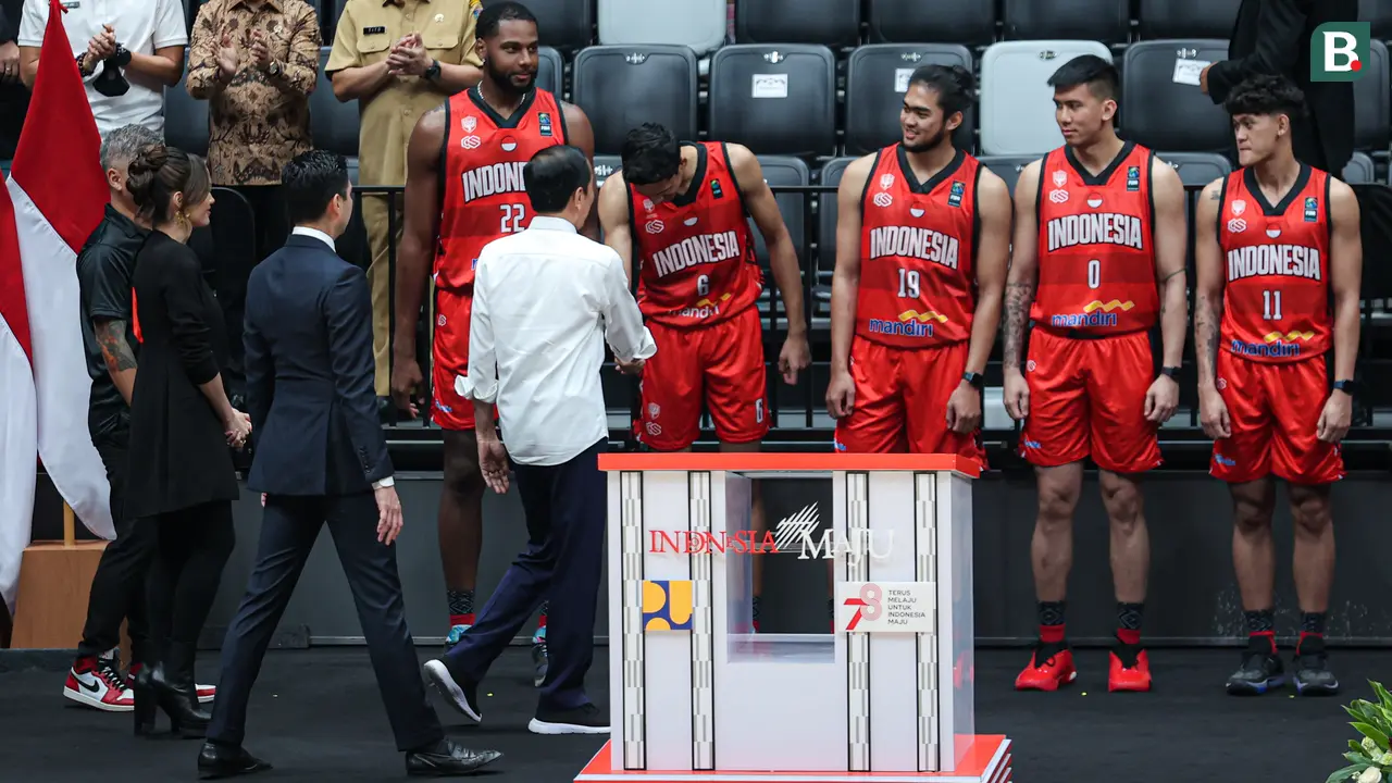 Foto: Detik-Detik Presiden Jokowi Resmikan Indonesia Area, Siap Jadi Venue Piala Dunia Basket 2023