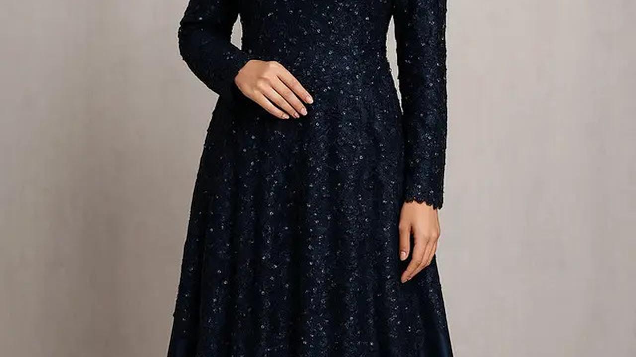 7 Gamis Syari Brokat Kombinasi Satin Mewah 2025, Bikin Penampilan Berkelas