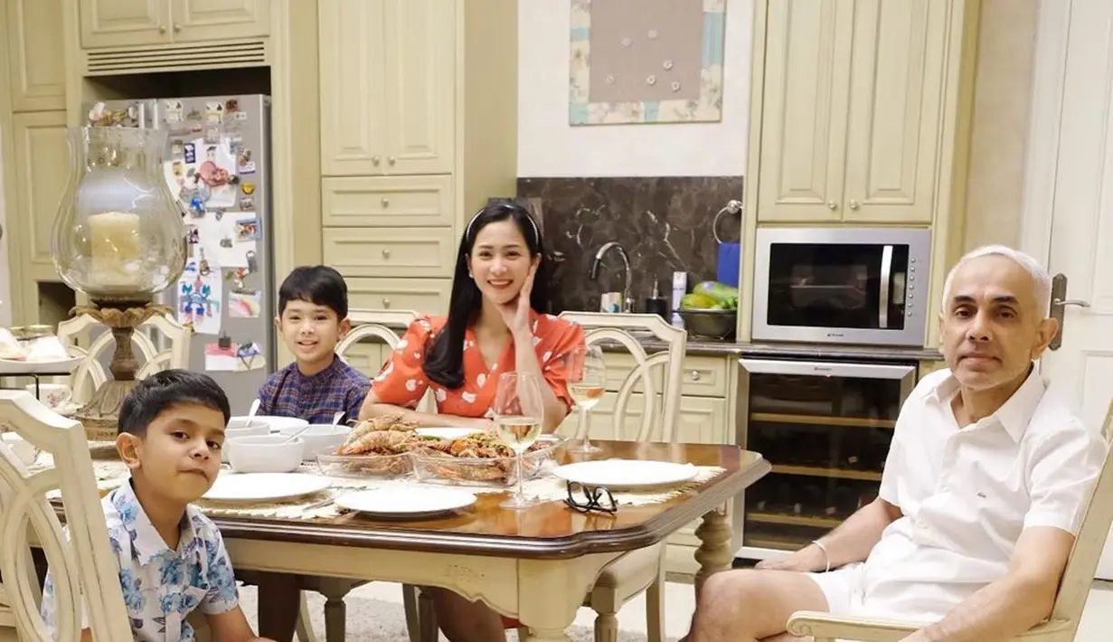 Bunga Zainal (Instagram/bungazainal05)