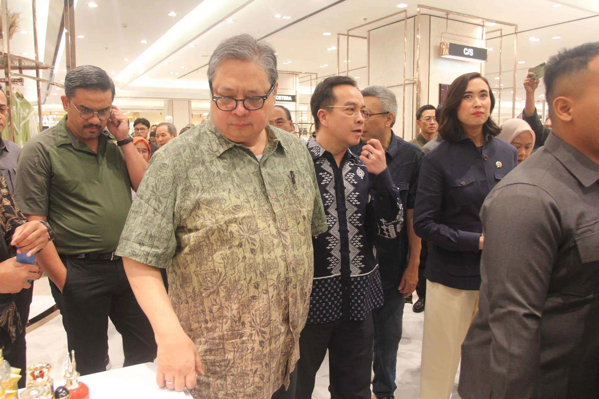 FOTO: Pemerintah Tinjau Penerapan Work From Anywhere Jelang Libur Akhir Tahun